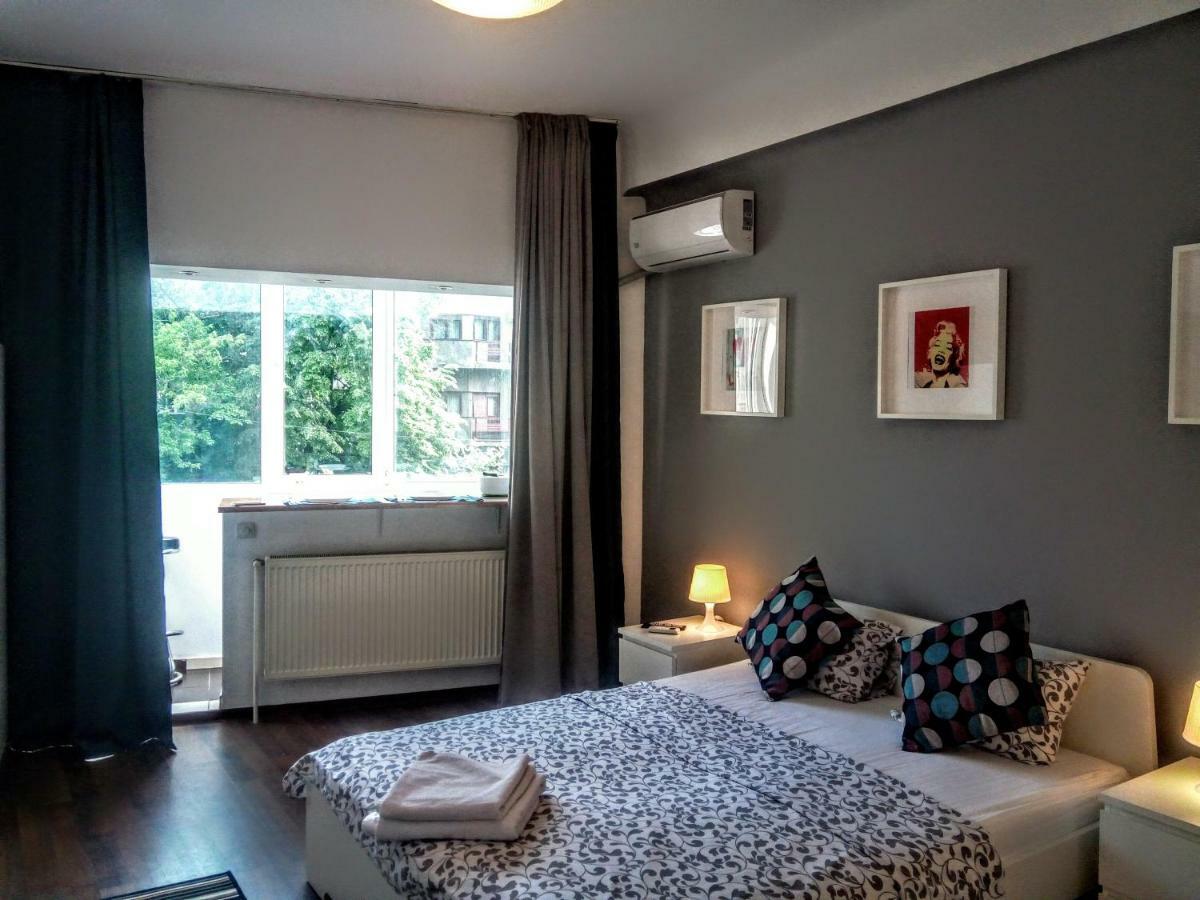 Central Bright Modern Studio Bukarest Kültér fotó
